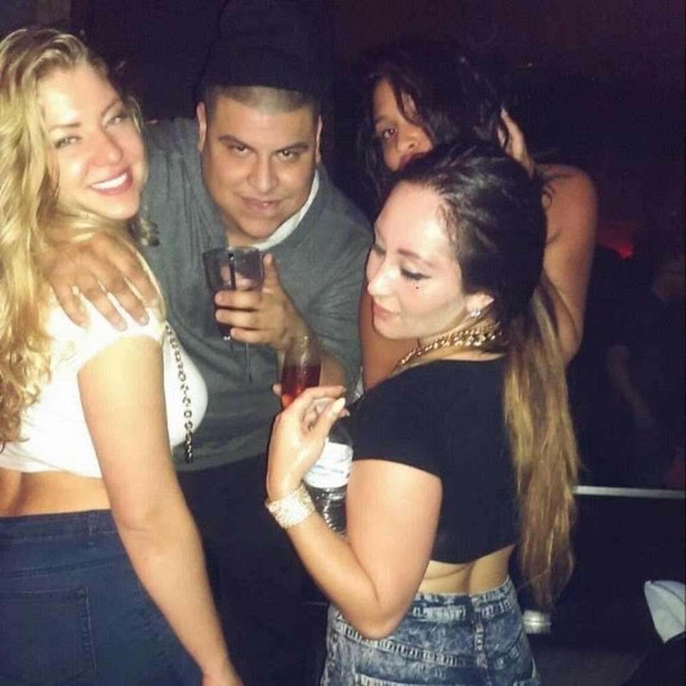 Meet your Posher, Carlos